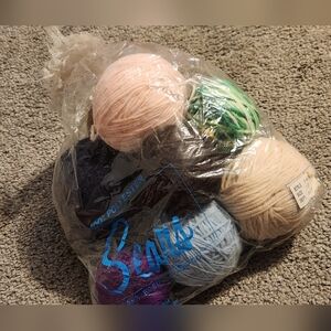 Lot Of Various Vintage Yarn Balls